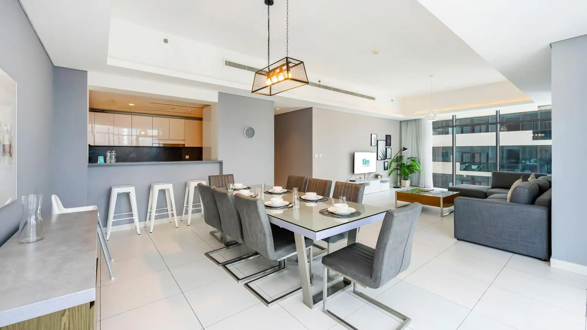 Apartment Fam Living - Mada Residences Downtown Dubai