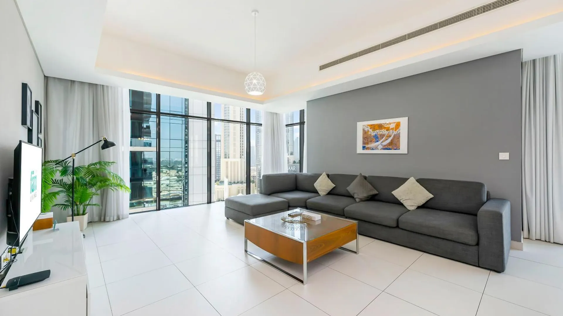 Fam Living - Mada Residences Downtown Dubai Apartment